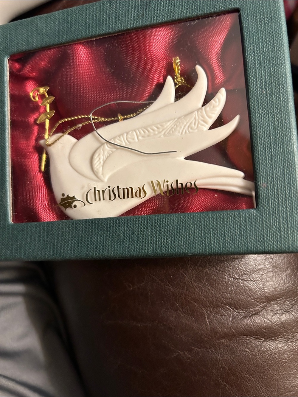 Demdaco porcelain Dove Carrying A Gold-toned Sprig of Eucalyptus  Ornament NIB